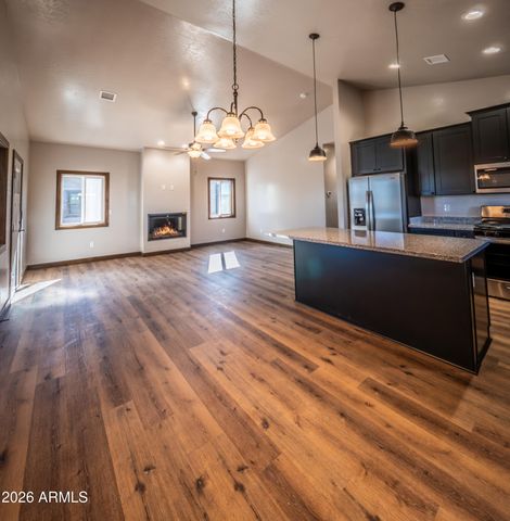 2021 E RIMSTONE Drive, Show Low, AZ 85901