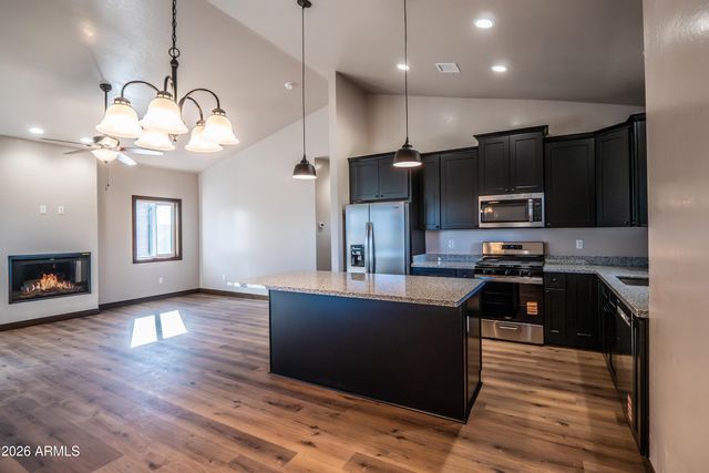 2021 E RIMSTONE Drive, Show Low, AZ 85901