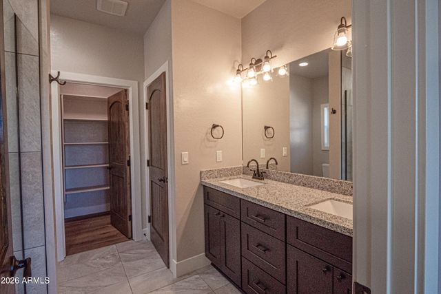 2021 E RIMSTONE Drive, Show Low, AZ 85901