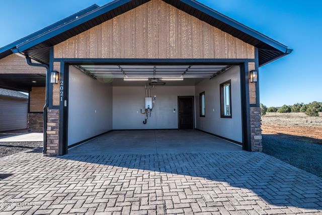 2021 E RIMSTONE Drive, Show Low, AZ 85901