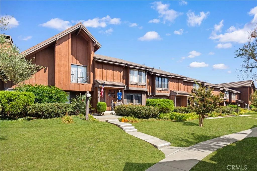 2220 Mount Shasta Drive, San Pedro, CA 90732