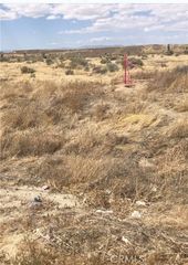 10 Avenue G, Lancaster, CA 93535