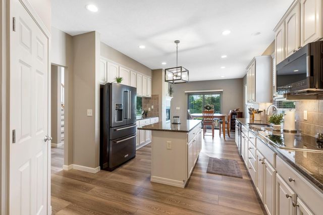 2625 Weyant Street, Lewis Center, OH 43035