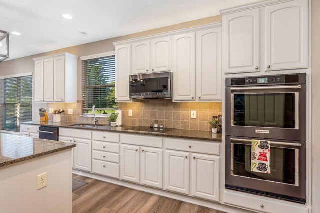 2625 Weyant Street, Lewis Center, OH 43035