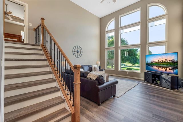 2625 Weyant Street, Lewis Center, OH 43035