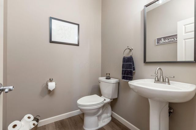 2625 Weyant Street, Lewis Center, OH 43035