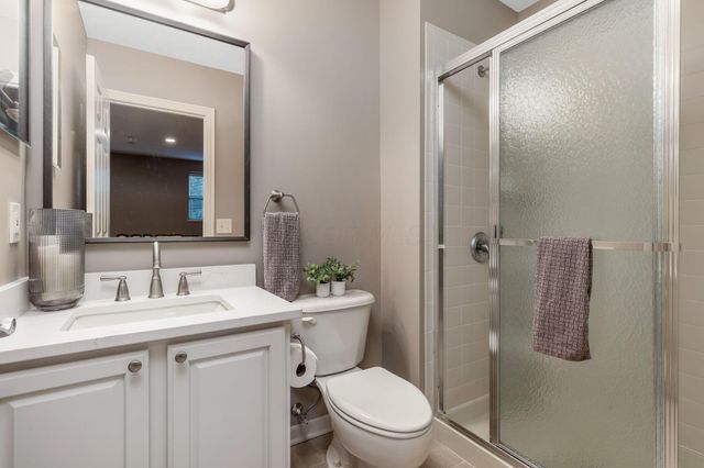 2625 Weyant Street, Lewis Center, OH 43035