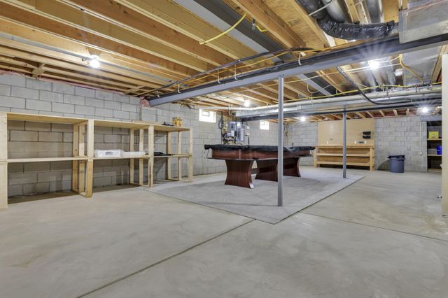 2625 Weyant Street, Lewis Center, OH 43035