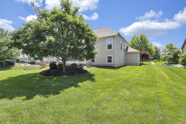 2625 Weyant Street, Lewis Center, OH 43035