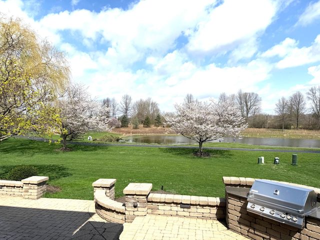 2625 Weyant Street, Lewis Center, OH 43035