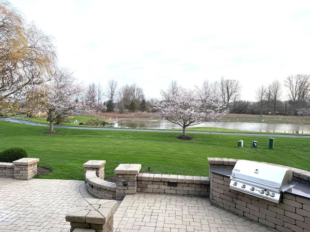 2625 Weyant Street, Lewis Center, OH 43035