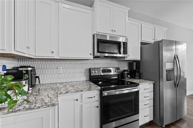 3225 N 109th Place, Kansas City, KS 66109