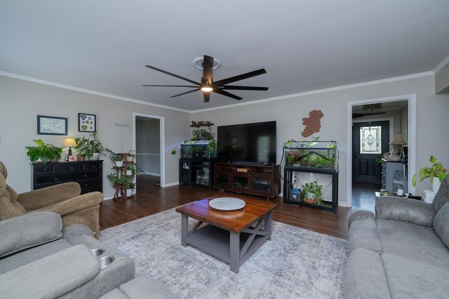 504 Cunningham Road, Taylors, SC 29687