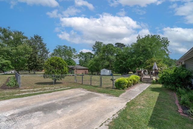 504 Cunningham Road, Taylors, SC 29687