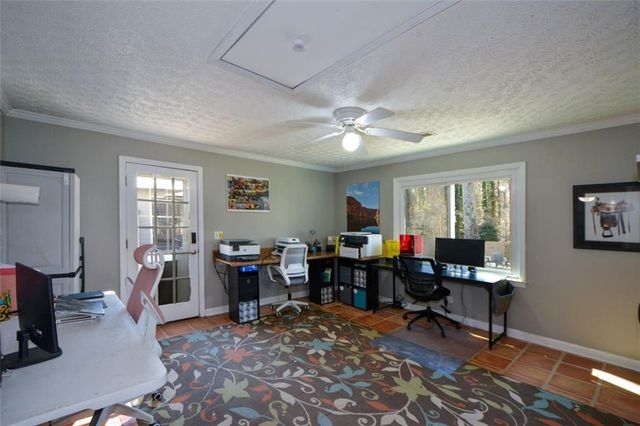 1379 Branchwood Drive, Snellville, GA 30078