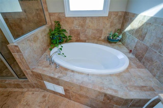 1379 Branchwood Drive, Snellville, GA 30078