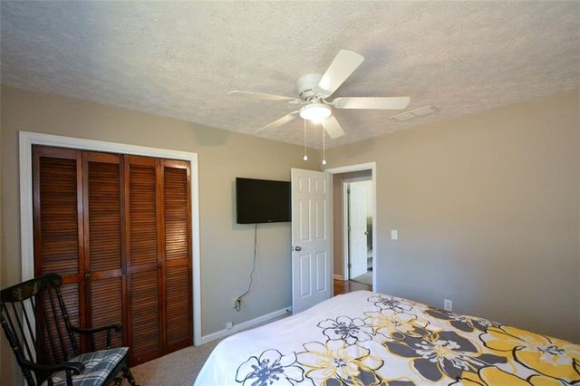 1379 Branchwood Drive, Snellville, GA 30078