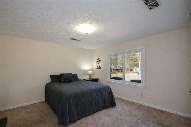 1379 Branchwood Drive, Snellville, GA 30078