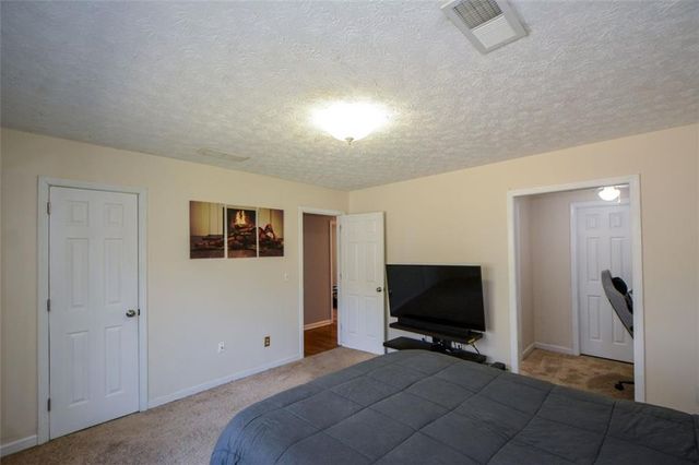 1379 Branchwood Drive, Snellville, GA 30078