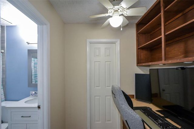 1379 Branchwood Drive, Snellville, GA 30078