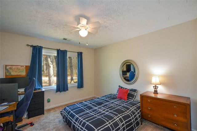 1379 Branchwood Drive, Snellville, GA 30078