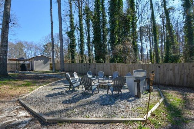 1379 Branchwood Drive, Snellville, GA 30078