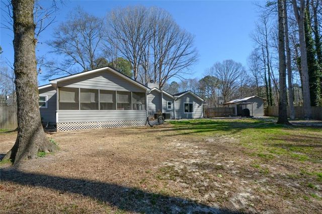 1379 Branchwood Drive, Snellville, GA 30078