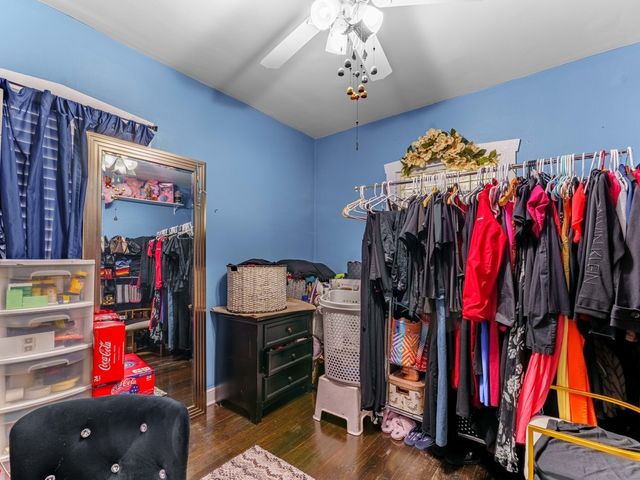 1922 S 18th Avenue, Maywood, IL 60153