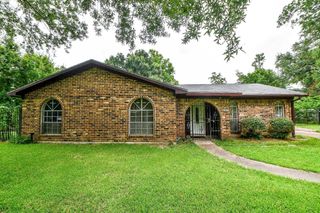 9037 Crestview Drive, Houston, TX 77078