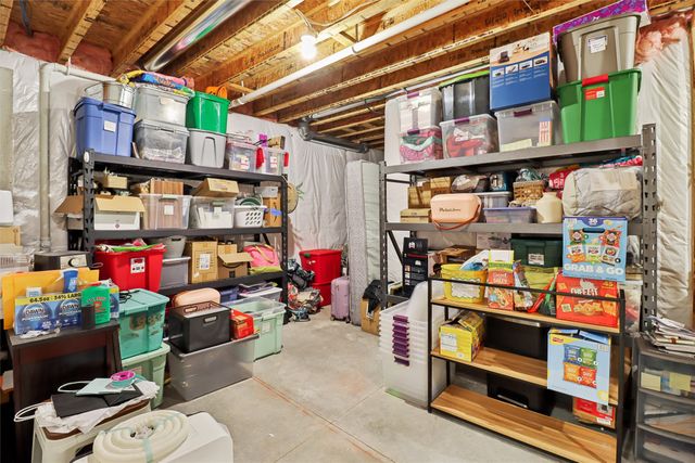 1421 Primrose Drive SE, Altoona, IA 50009