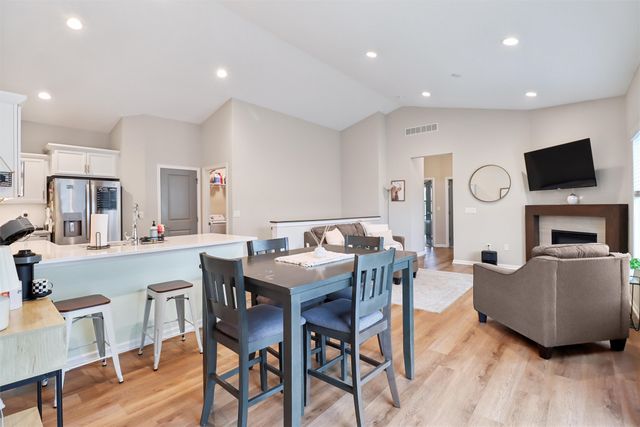 1421 Primrose Drive SE, Altoona, IA 50009