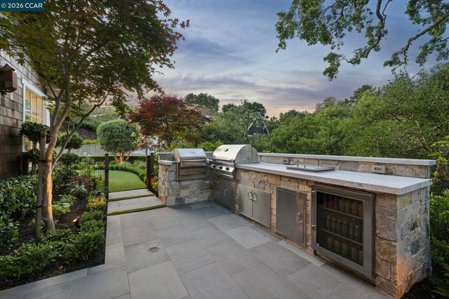 3 Tamalark Ln, Danville, CA 94506