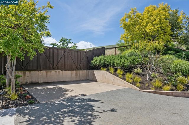 3 Tamalark Ln, Danville, CA 94506