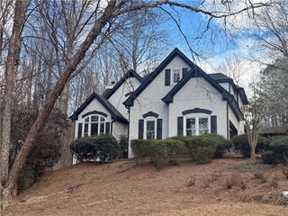2275 Camden SW Drive, Marietta, GA 30064