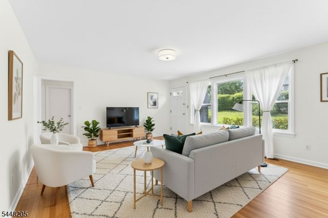 19 Apache Trl, Rockaway Twp., NJ 07866