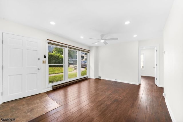 19 Apache Trl, Rockaway Twp., NJ 07866