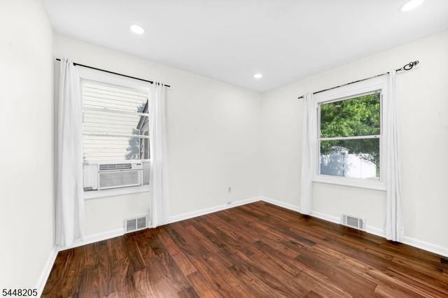 19 Apache Trl, Rockaway Twp., NJ 07866