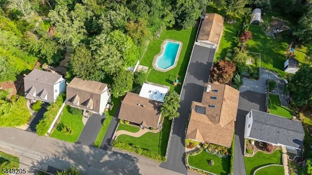 19 Apache Trl, Rockaway Twp., NJ 07866