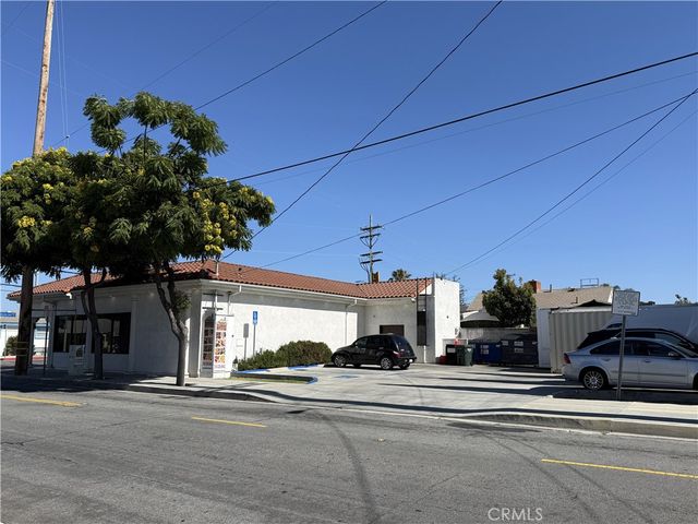 25501 Narbonne, Lomita, CA 90717
