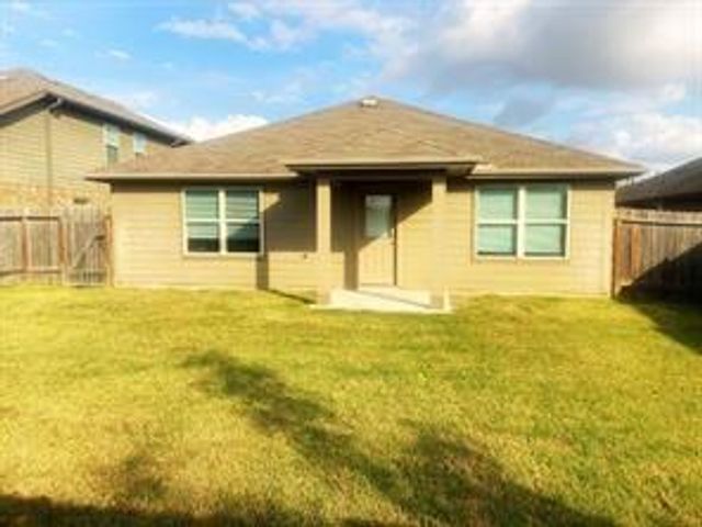 8310 Rose Petals Lane, Rosharon, TX 77583