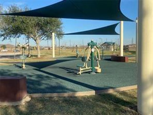 8310 Rose Petals Lane, Rosharon, TX 77583