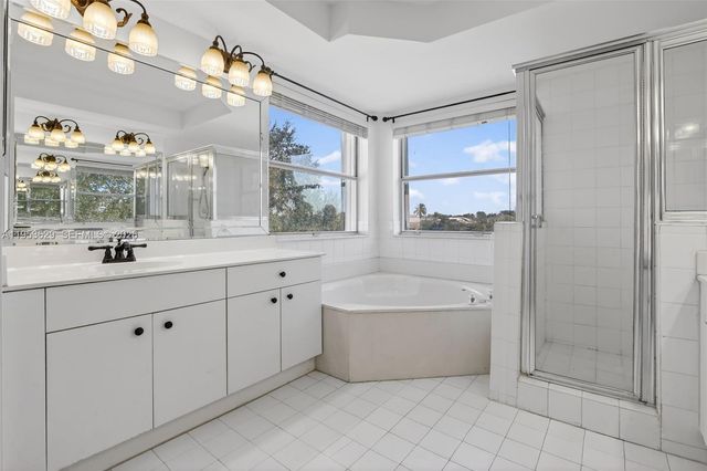 1303 NW 167th Ave, Pembroke Pines, FL 33028