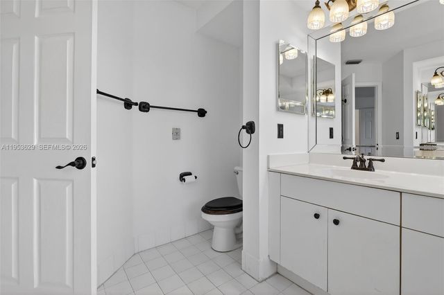 1303 NW 167th Ave, Pembroke Pines, FL 33028