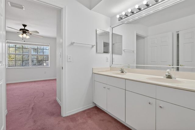 1303 NW 167th Ave, Pembroke Pines, FL 33028