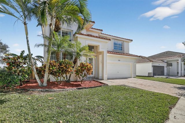 1303 NW 167th Ave, Pembroke Pines, FL 33028