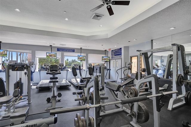 1303 NW 167th Ave, Pembroke Pines, FL 33028