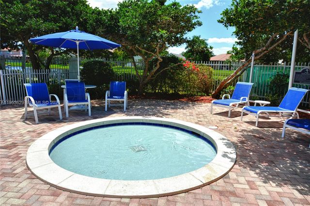 1303 NW 167th Ave, Pembroke Pines, FL 33028