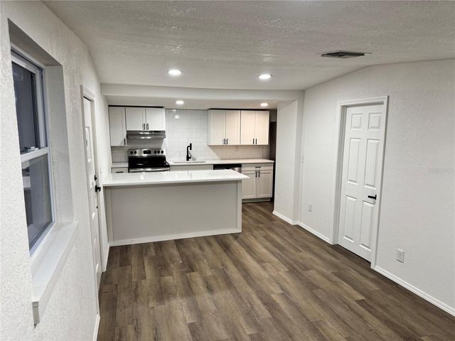 38839 MILLER AVENUE, Zephyrhills, FL 33542