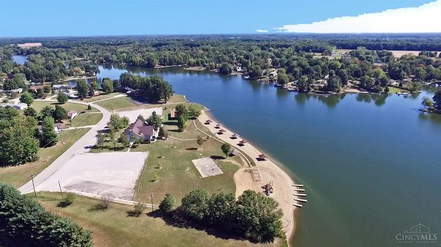 235 Schlitz Drive, Fayetteville, OH 45118