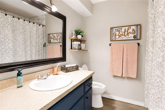 112 Chickasaw Lane, Yukon, OK 73099